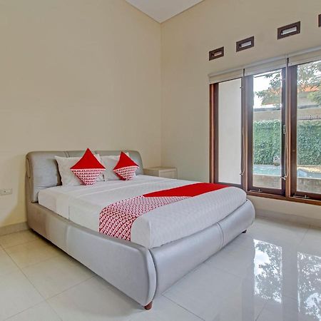 Oyo 89997 Hotel Bumi Kedaton Waterpark Bandar Lampung Exteriör bild